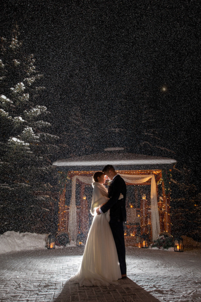 Fire and Ice Outdoor Canmore Wedding