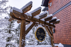 Canmore Winter Mountain Wedding